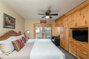 vacation rental condos