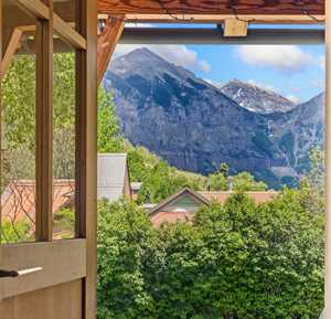 vacation rental condos