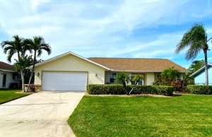 vacation rental condos