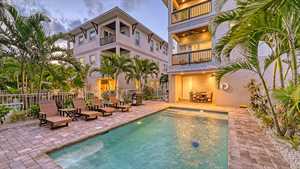 vacation rental condos