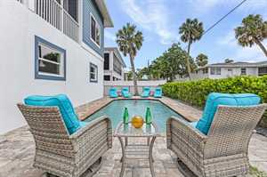 vacation rental condos