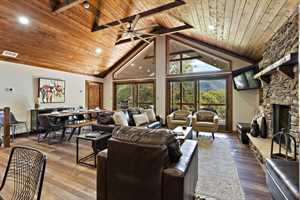 vacation rental condos